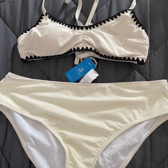 White Bikini - Picture 1 of 4